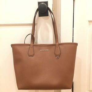 NWT Michael Kors Candy Tote